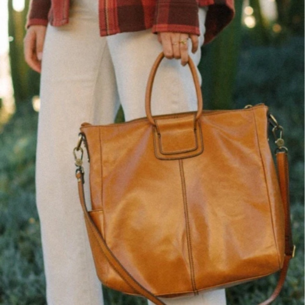 HOBO Sheila Distressed Leather Ring Handle Purse